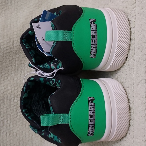 Minecraft Sneakers - Picture 3 of 14